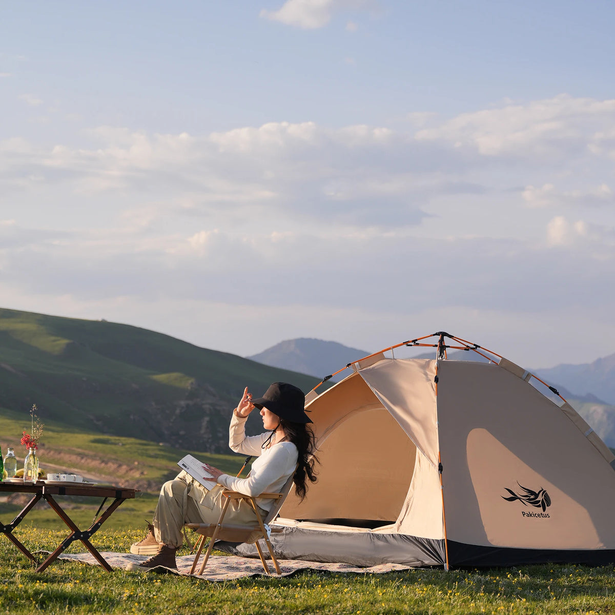 Pakicetus Automatic Pop Up Camping Tent With Windproof Quick Setup